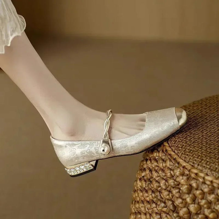 Naila Pumps - My Store