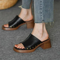 Venita Sandals